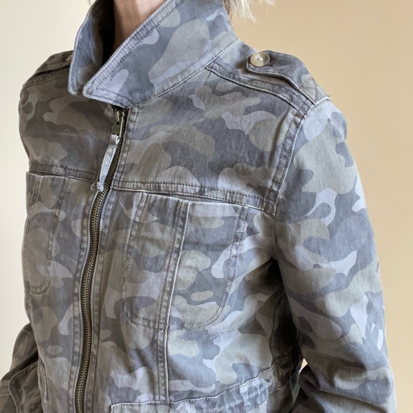 Express Jackets & Blazers - Express Gray/Olive Utility Jacket with Camouflage Pattern